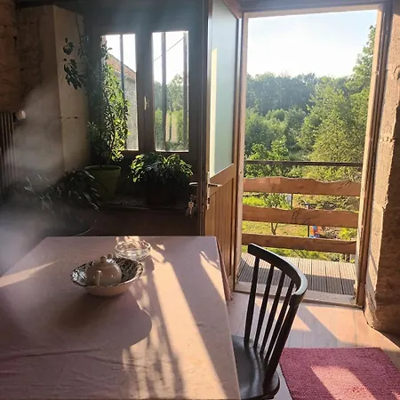 Avec Jacuzzi, Animaux De Compagnie Acceptes * Saint-Joire